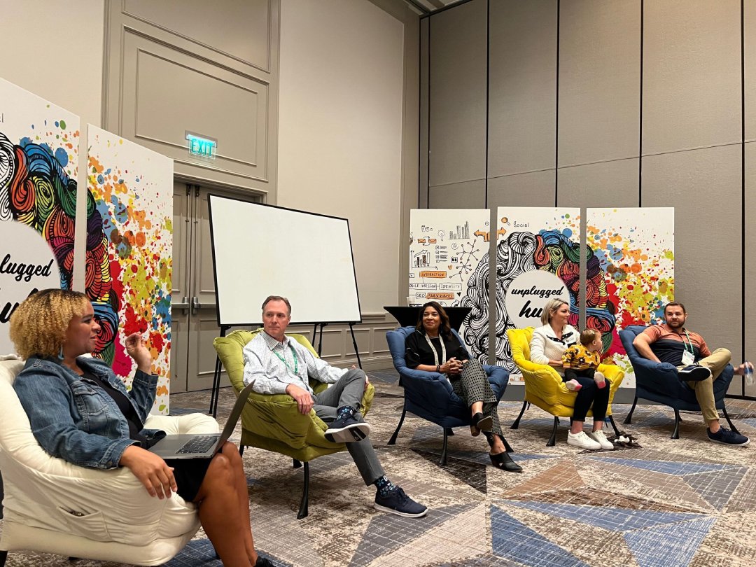 Apryl-Moderator-Wealth-at-work